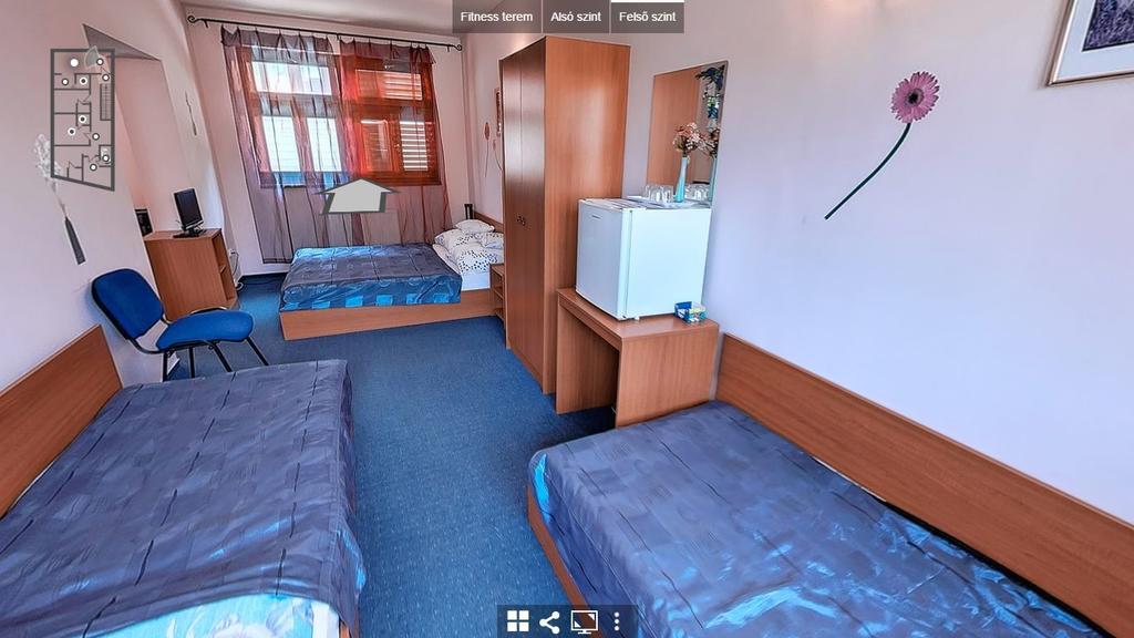 세게드 Timarhaz Panzio B&B 외부 사진