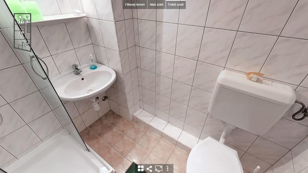 세게드 Timarhaz Panzio B&B 외부 사진